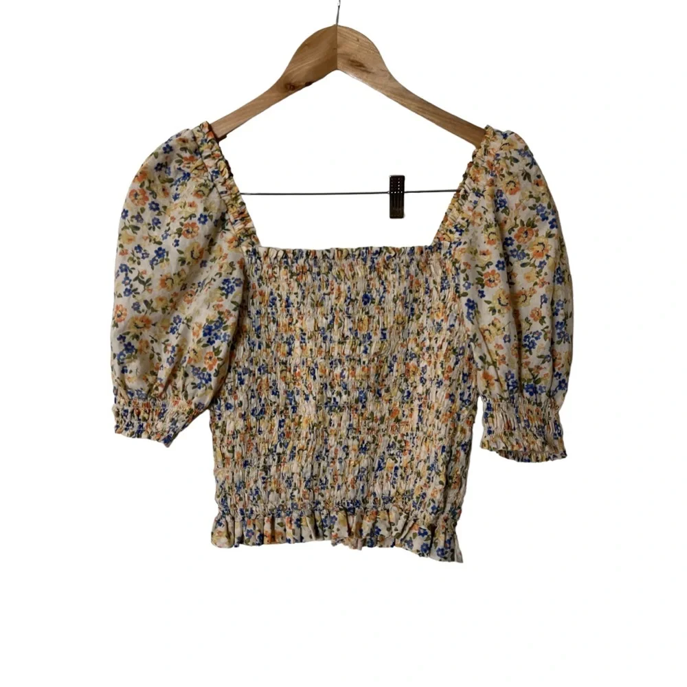 Sezane Floral Smocked Puff-Sleeve Crop Top in Yellow and Blue - Picture 4 of 7